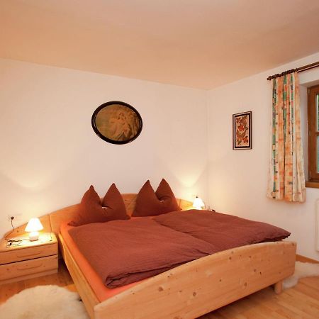 Cozy Apartment With Balcony In Mittersill Bagian luar foto
