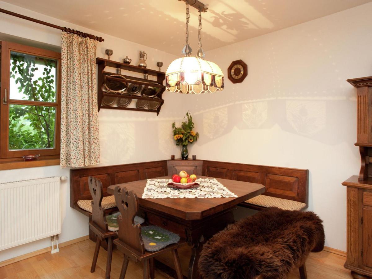 Cozy Apartment With Balcony In Mittersill Bagian luar foto