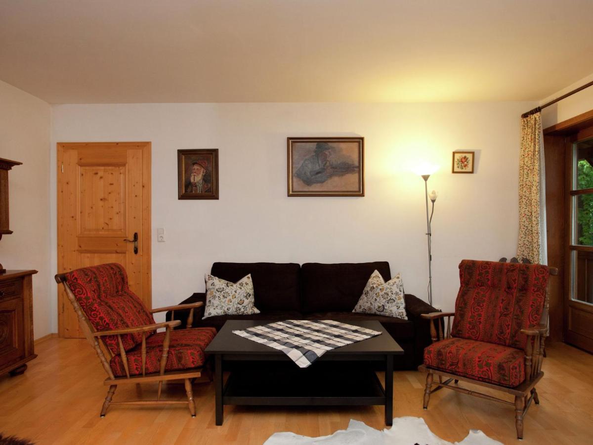 Cozy Apartment With Balcony In Mittersill Bagian luar foto