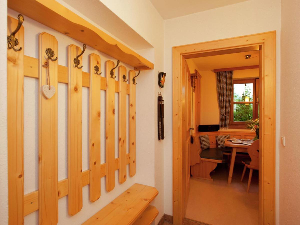 Cozy Apartment With Balcony In Mittersill Bagian luar foto